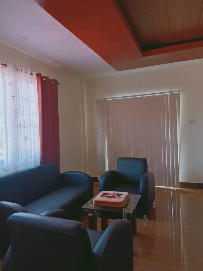 Villa Cresenciana Batuan Esterno foto